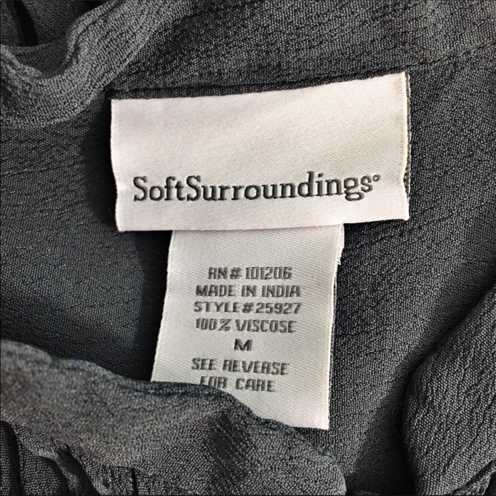 Soft Surroundings Gray Pintuck Floral Embroidered Tunic Blouse M - Picture 5 of 7